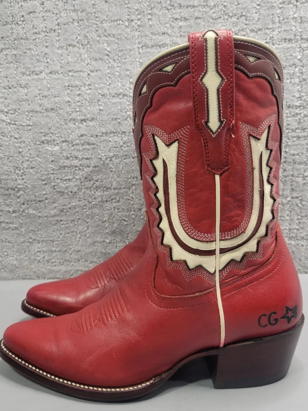 Tecovas the Jolene Women's Size US 7B Crimson Bine Cowhide Cowgirl Boots.